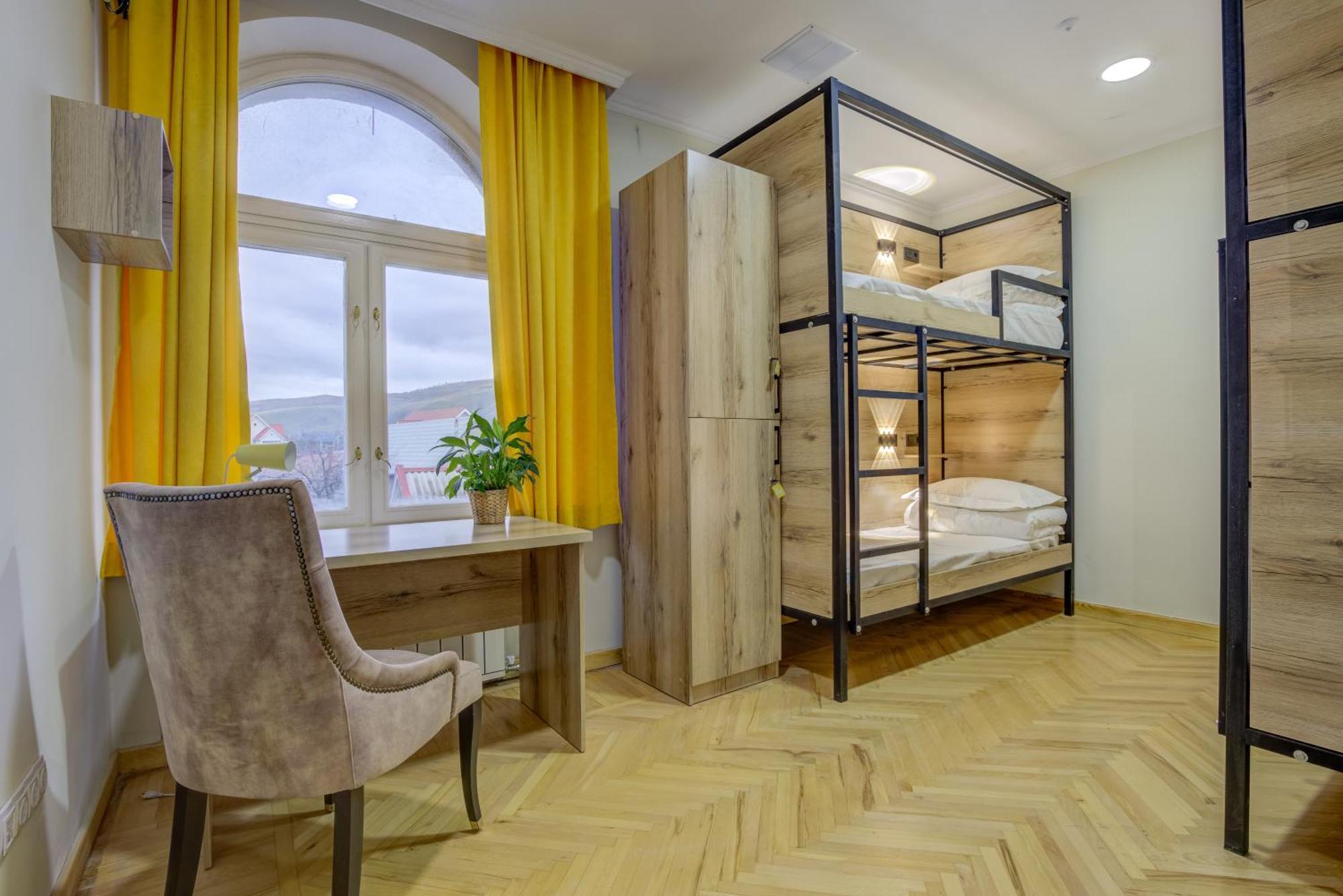 People Guest House Μπισκέκ Εξωτερικό φωτογραφία