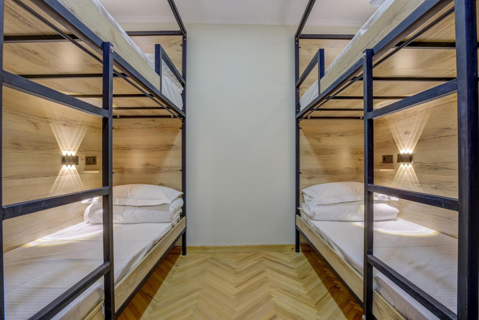 People Guest House Μπισκέκ Εξωτερικό φωτογραφία