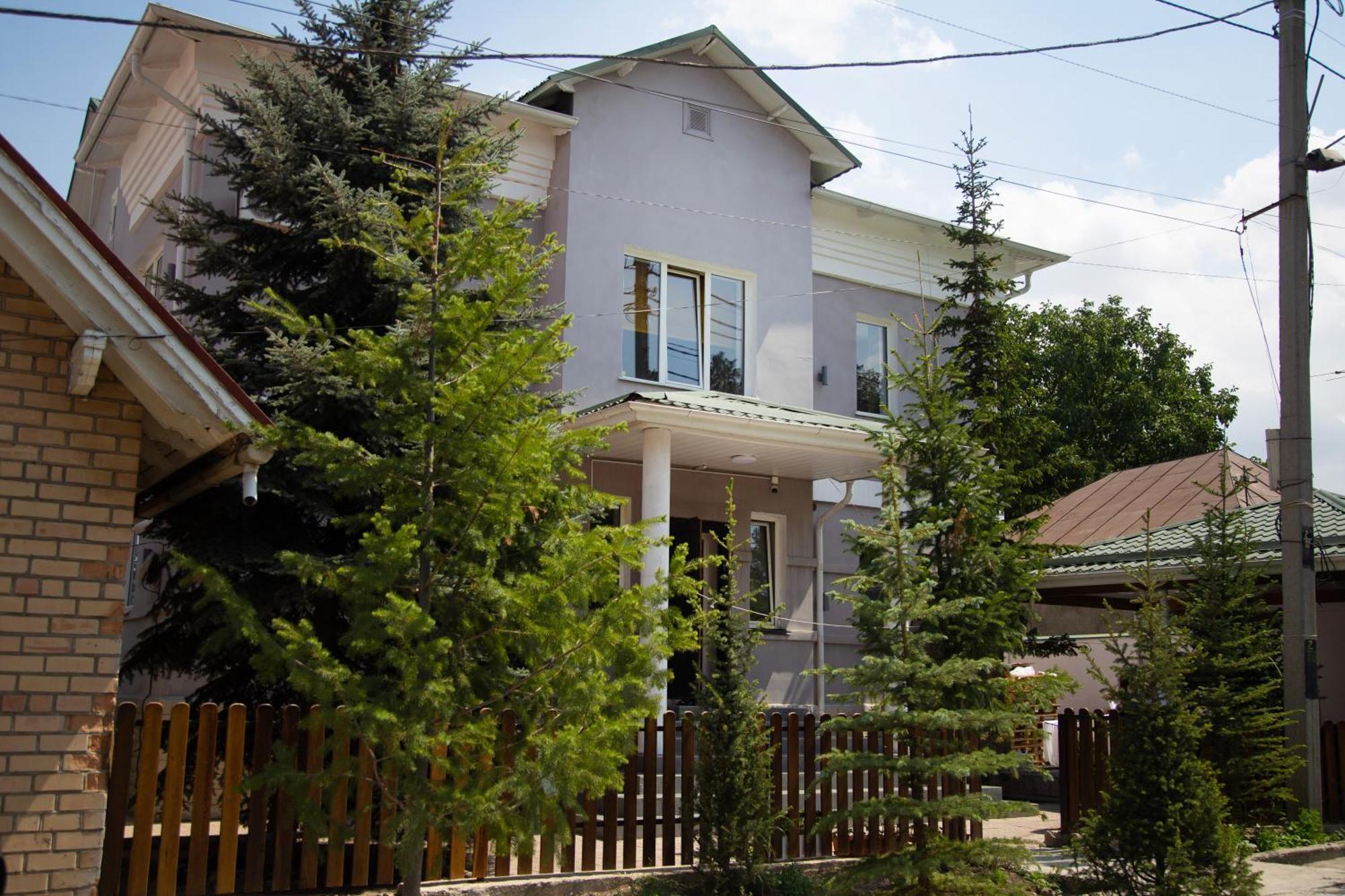 People Guest House Μπισκέκ Εξωτερικό φωτογραφία