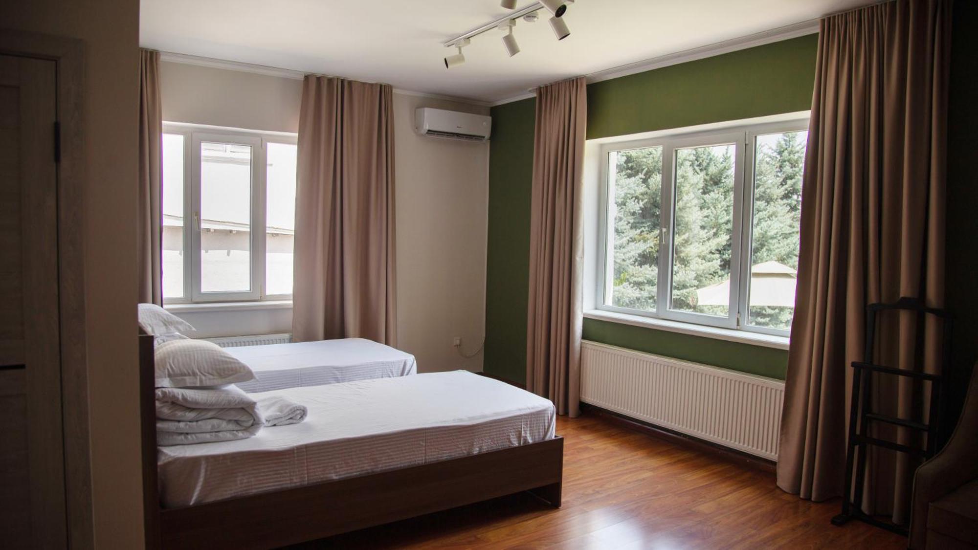 People Guest House Μπισκέκ Εξωτερικό φωτογραφία