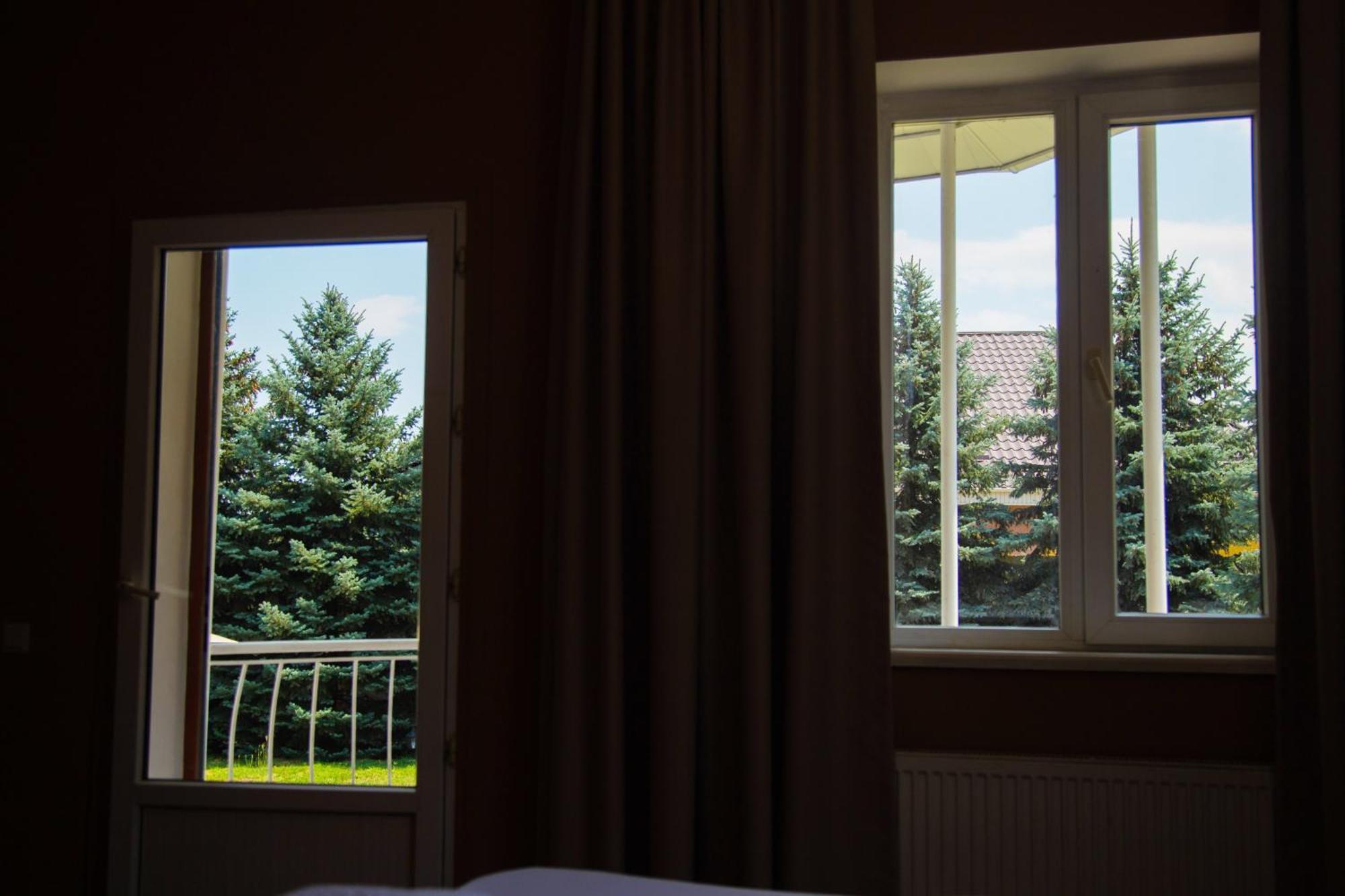 People Guest House Μπισκέκ Εξωτερικό φωτογραφία